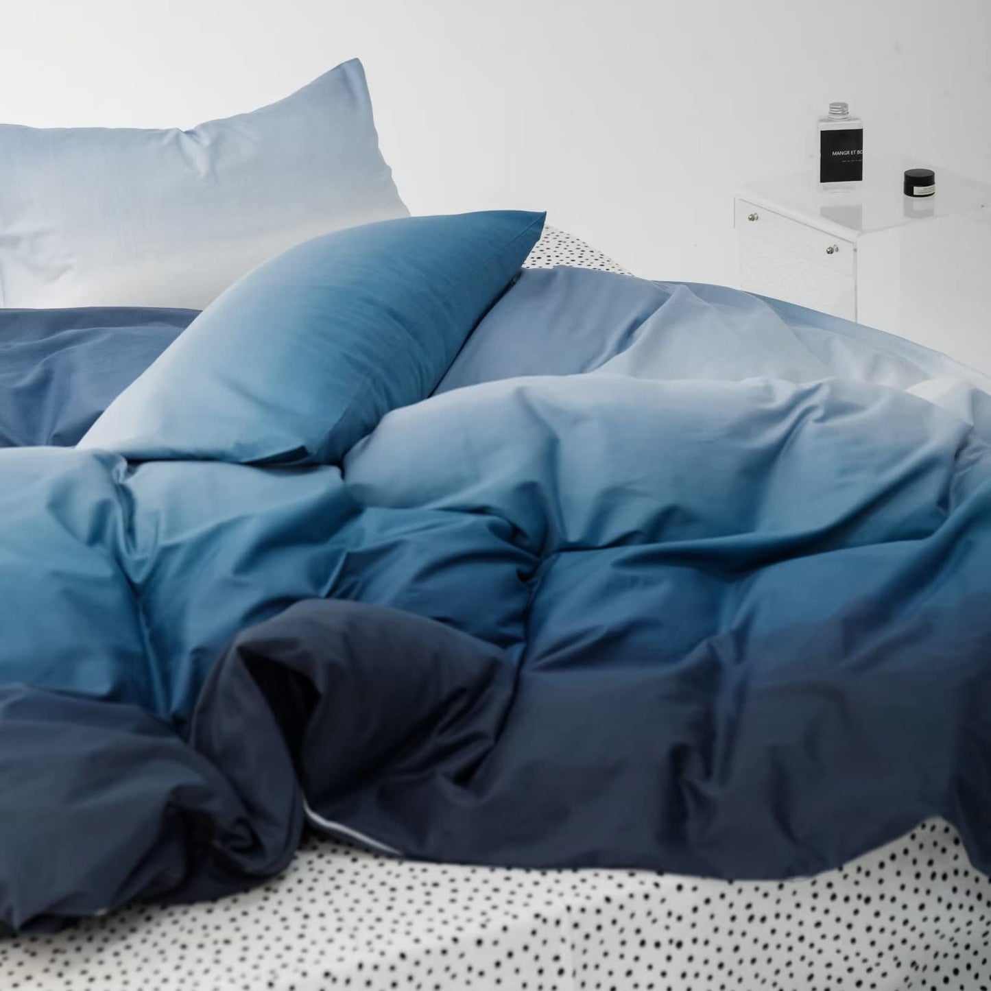 Blue Gradient Comforter