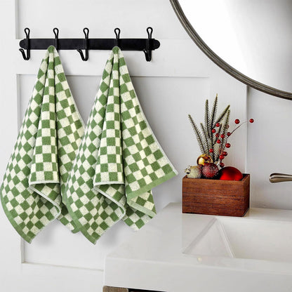 Cute Checkered Bathroom Towels