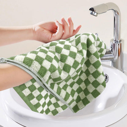 Cute Checkered Bathroom Towels